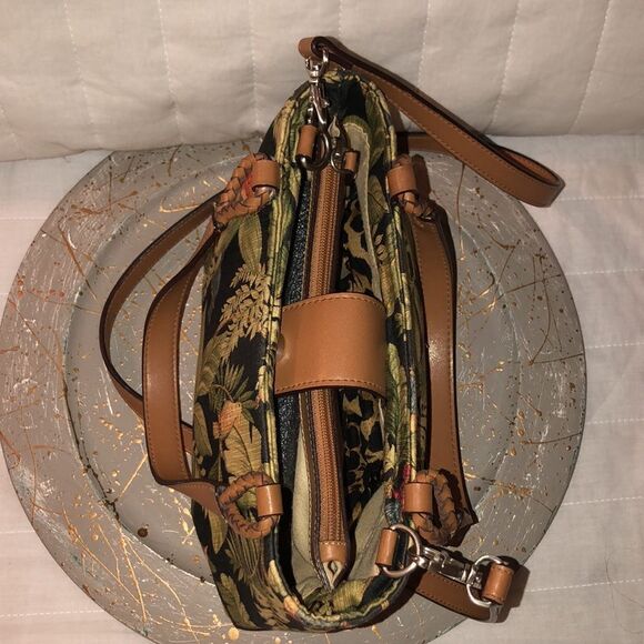 Relic Black Green Red Tropical Canvas Leather Combo Crossbody Bag Purse - Picture 5 of 15